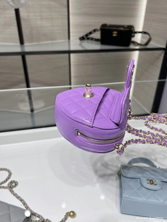 Hyper Peter HEART CHANEL WITH CHAIN CHANELUTCH 0721